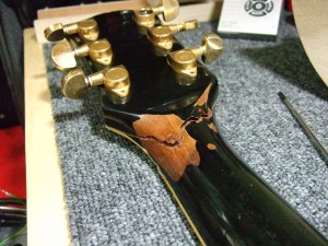 Gibson Les Paul Custom 70年代製 ネック折れリペア＆ナット製作交換